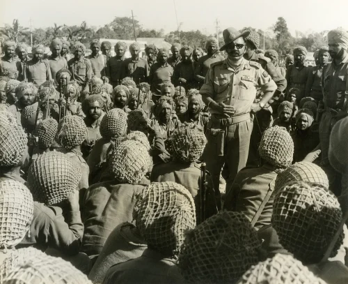 FM Sam Manekshaw addressing soldiers